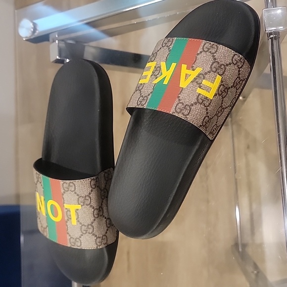 Gucci slides - Picture 4 of 4